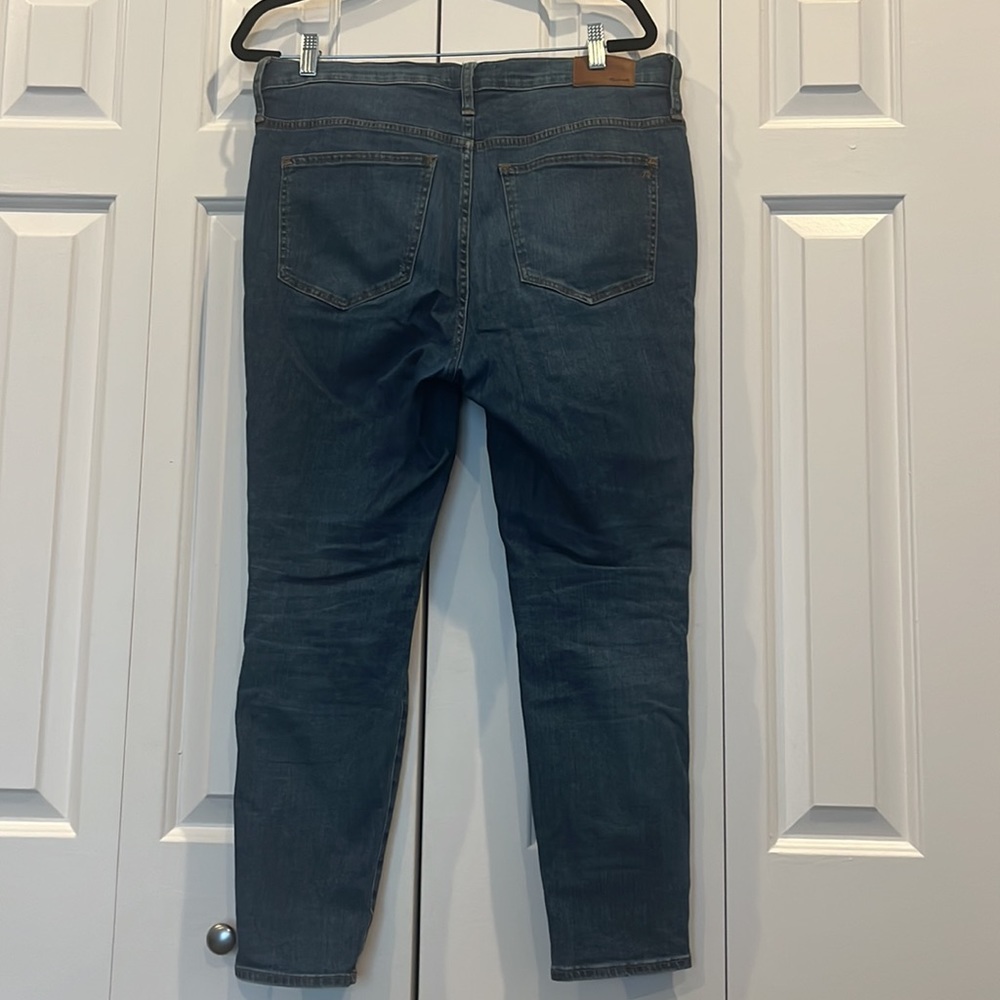 Madewell 9” Skinny Crop in size 32 - Picture 3 of 3